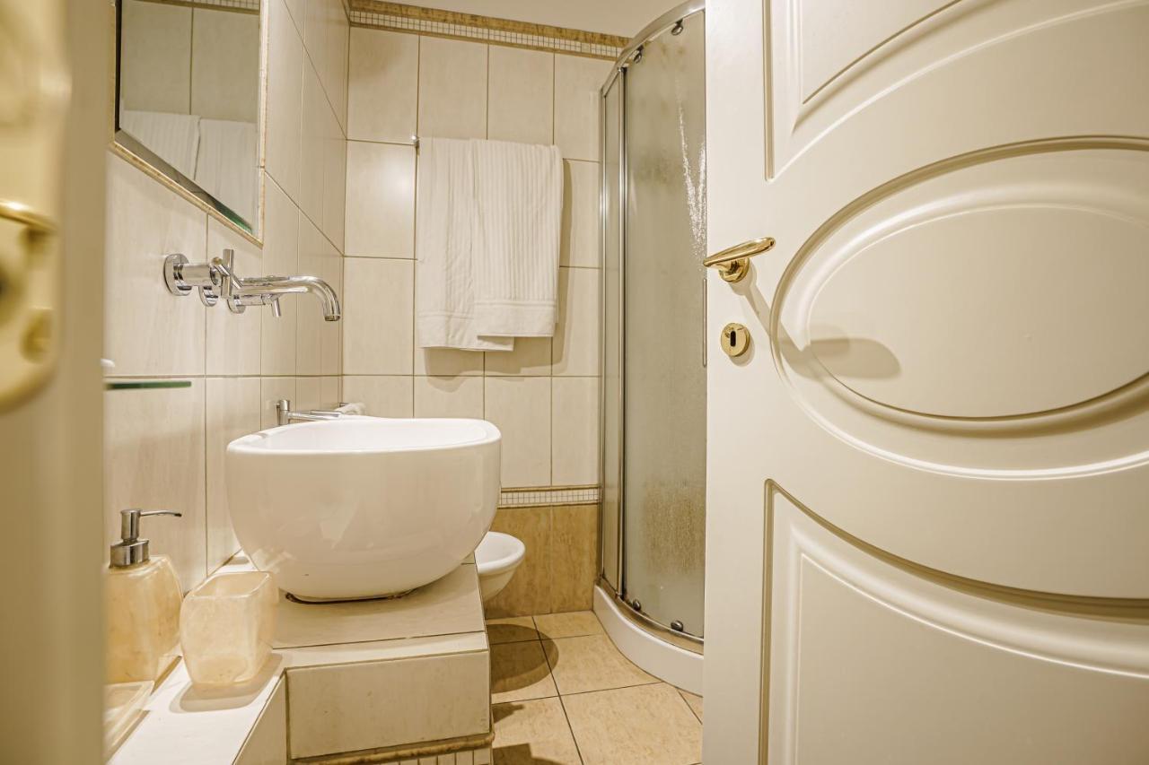Casa Riz Apartment Рим Екстериор снимка